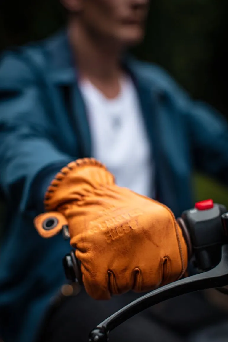 Men &SONS Leather Goods>Adventure Gloves Tan