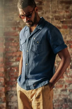 Men &SONS Tops>Coast Shirt Navy