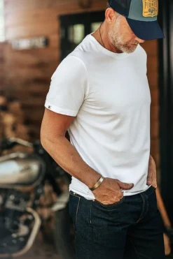 Men &SONS Tops>Essentials T-Shirt White