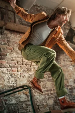 Men &SONS Bottoms & Shorts><noscript><img width=