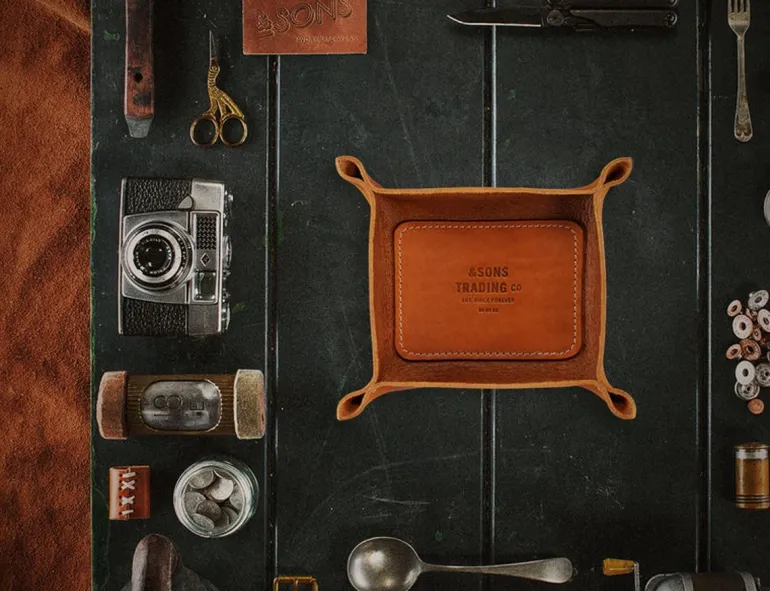 Men &SONS Leather Goods>Leather Tray Tan