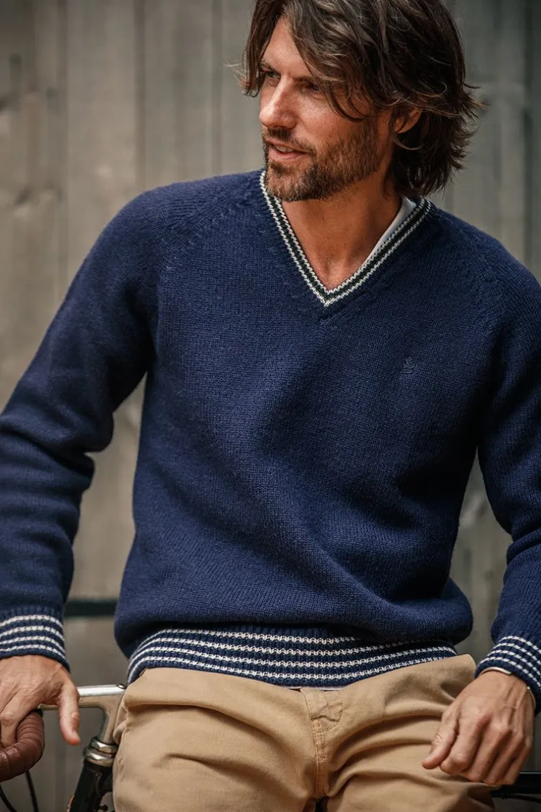 Men &SONS Jackets & Coats>Old School V-Neck Jumper Navy