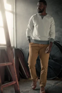 Men &SONS Jackets & Coats>Stone White Sweatshirt