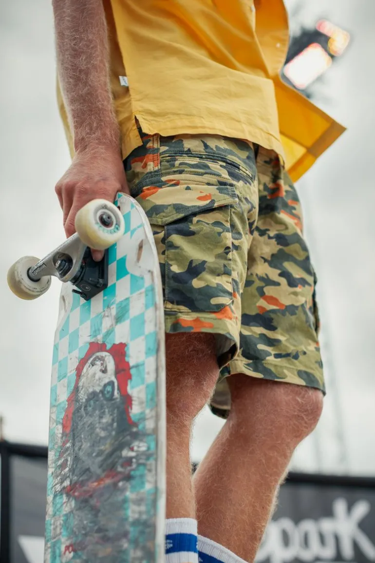 Men &SONS Bottoms & Shorts>Surplus Army Shorts Camo