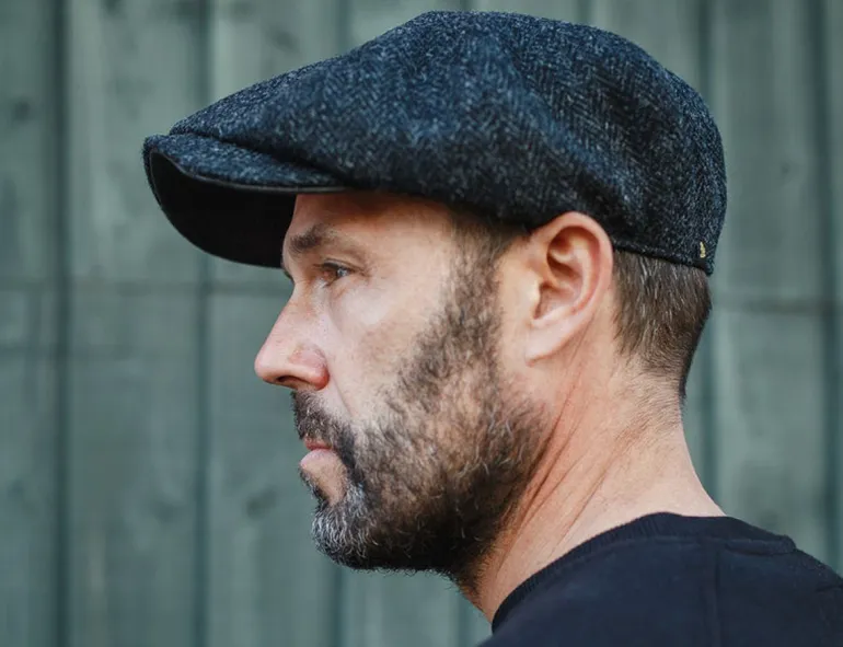 Men &SONS Knitwear>Thompson Baker Boy Hat- Black Herringbone