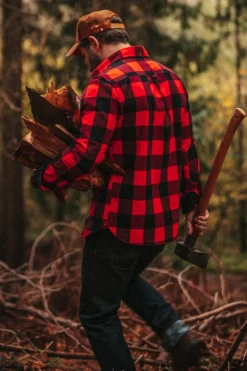 Men &SONS Jackets & Coats>Yukon Flannel Field Shirt